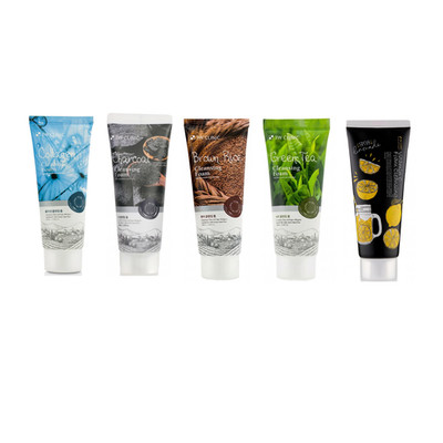 4X 3W Clinic  Cleansing Foam 100ml. Keep Your Skin Soft and Moisturized