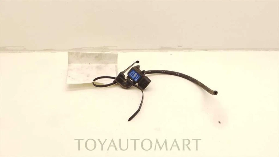 93 94 95 96 97 Toyota Corolla MAP Sensor 89420-02010  - Image 3 of 4