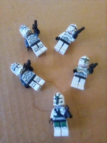 *** FOR JACK ONLY *** ---  A Lot of 5 Lego Minifigures/Star Wars Troopers