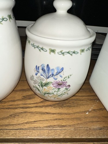 Thompson Pottery Wildflower 3 Piece Ceramic Canister Set W/Lids, FLORAL GARDEN - Picture 5 of 9