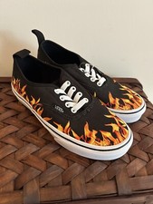 NWOT Kids No Tie Fire Vans Size 3