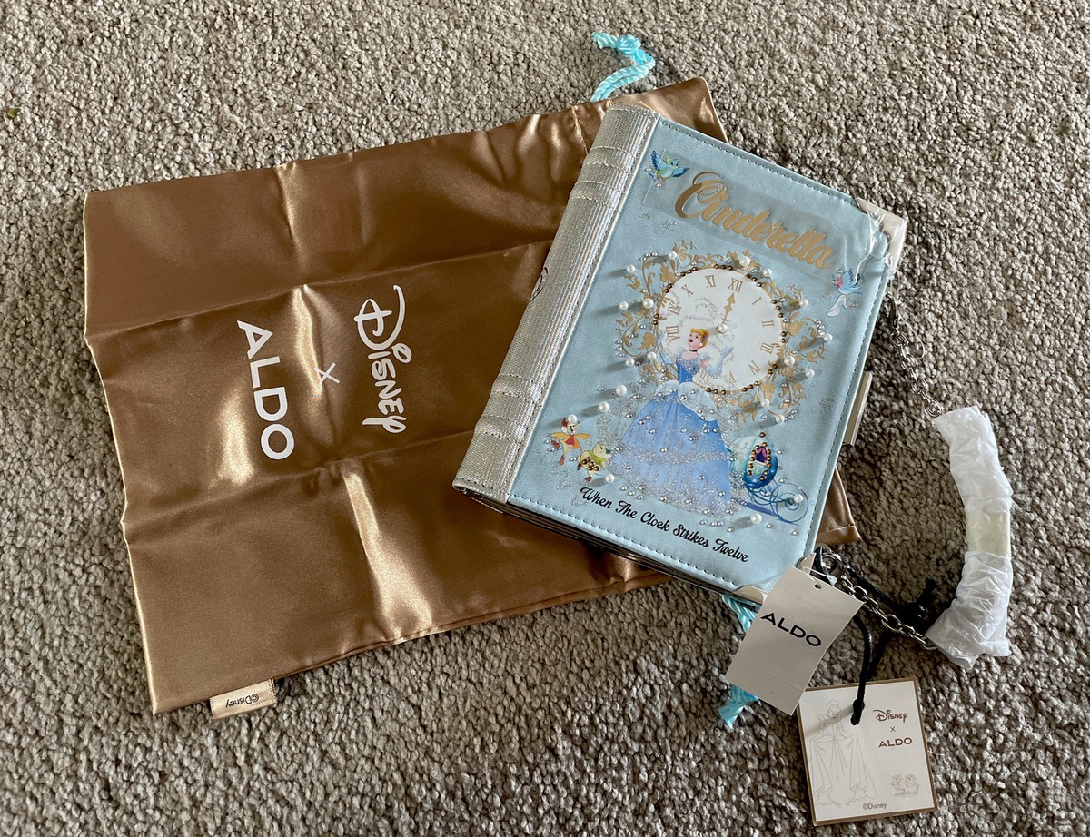 ★2WAY★ラインストーンきらめくバッグ★【ALDO】☆Cendalia☆ Disney X Aldo Cinderella Storybooktwo Clutche Light Blue Bag