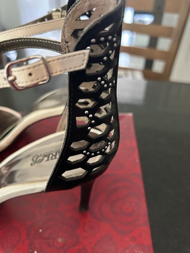 Carlos by Carlos Santana Danielle Heels Black White Shoes Sz 9 W/ Box - Picture 5 of 15