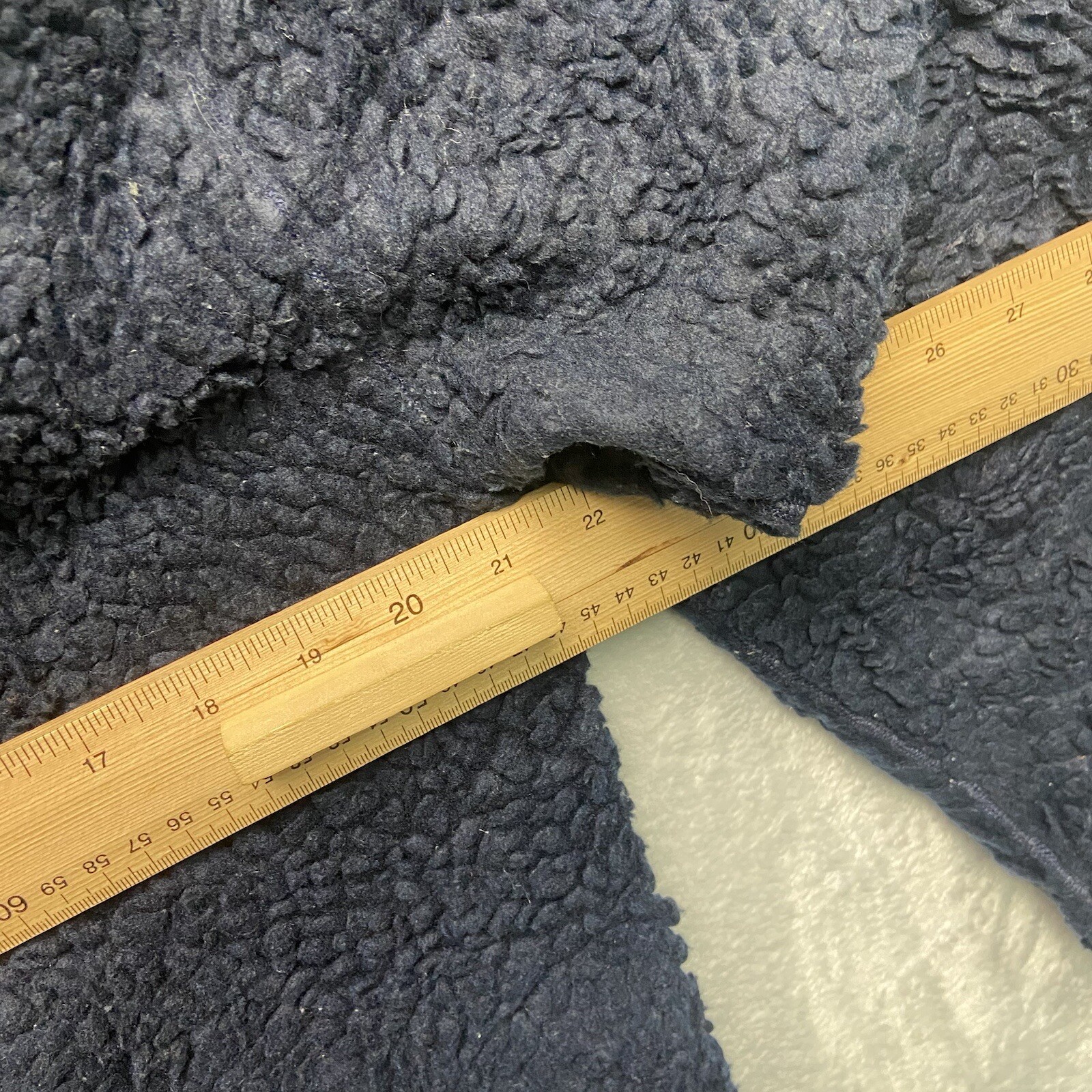 Vintage Helly Hansen Fleece Jacket Men’s Small Blue Deep Pile Full Zip