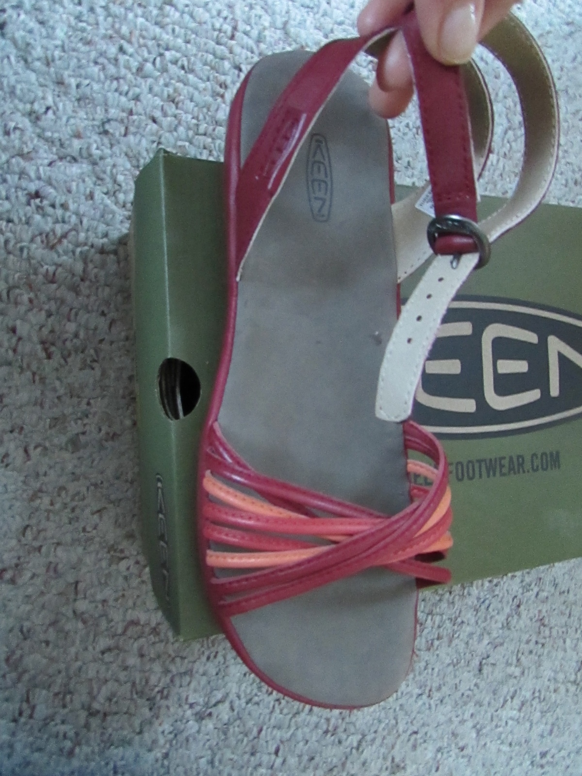 NUOVI SANDALI DONNA KEEN SMERALD CITY CON CINTURINO E FIBBIA 9 5 PELLE HENNÉ MELONE