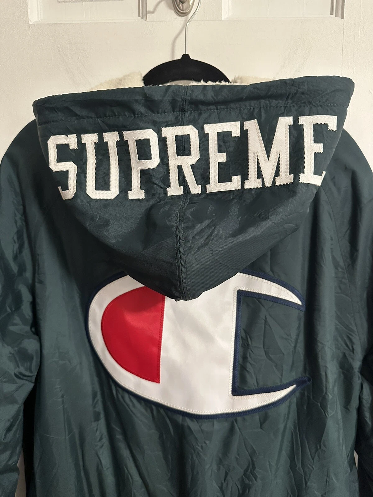 Veste Supreme x Champion Sherpa taille XL vert forêt