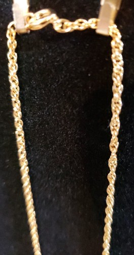 18" Gold Tone Spiga Round Chain Necklace - Picture 5 of 5