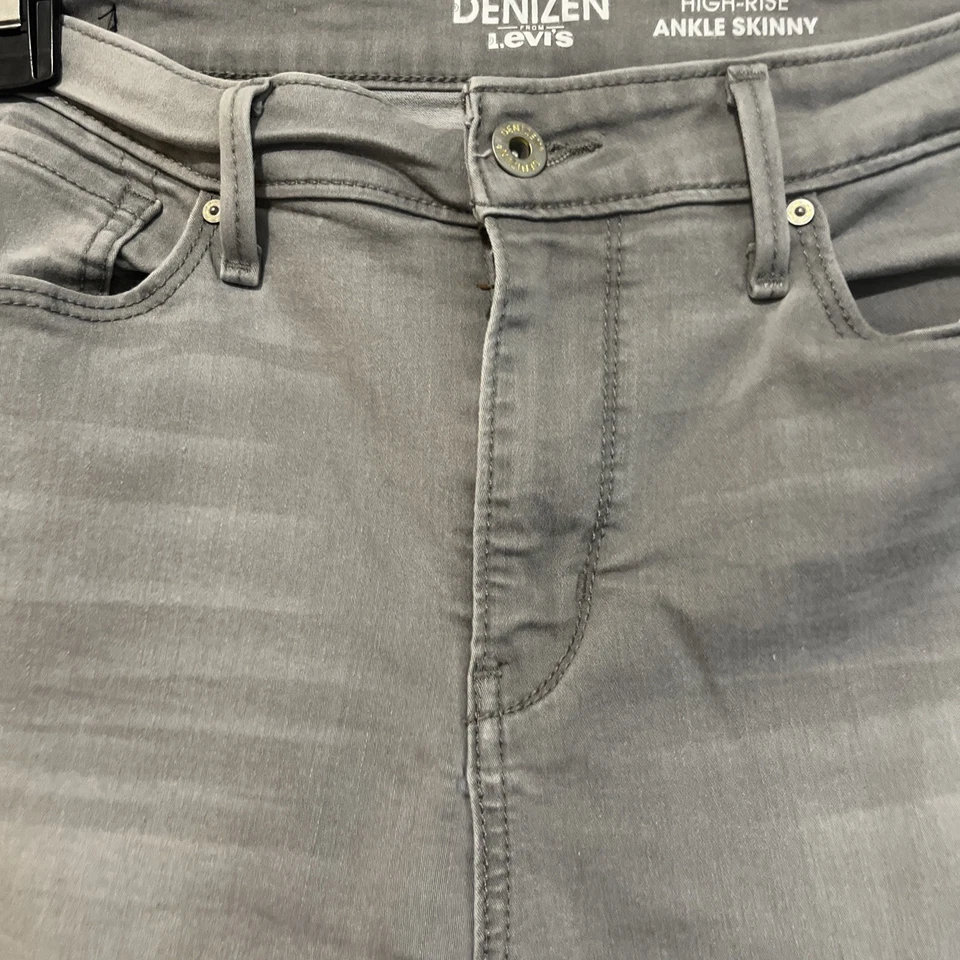 Pantalones de mezclilla para mujer Denizen Levi's talla 12 (32x25) real) gris tiro alto ajustados al tobillo Foto 2 de 4
