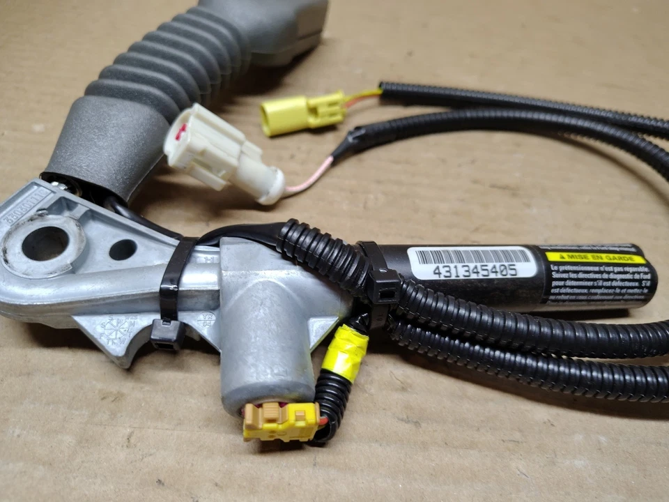 Conjunto receptor cinturón de seguridad conductor izquierdo delantero izquierdo Ford Expedition 2005 33009698 Foto 3 de 4