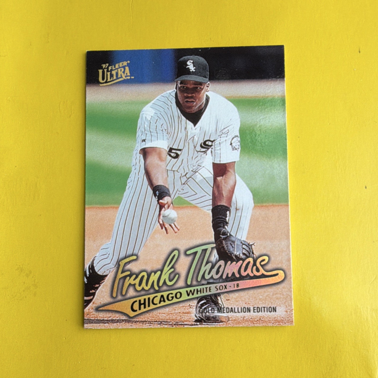 Fleer Ultra 1997 Frank Thomas #G44 Gold Medallion Chicago White Sox Card