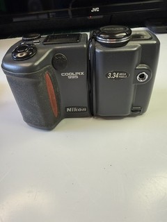 Nikon Digital Camera Coolpix 995 3.34MP