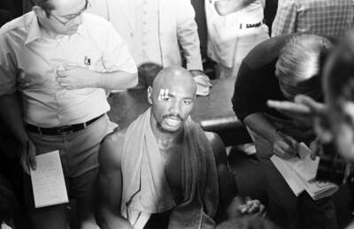 Marvin Hagler After Winning The Fight v Bennie Briscoe 1978 Old Boxing Photo