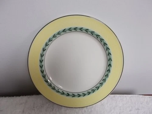 Villeroy & Boch White Yellow Green 6 1/4" Appetizer Bread Plate