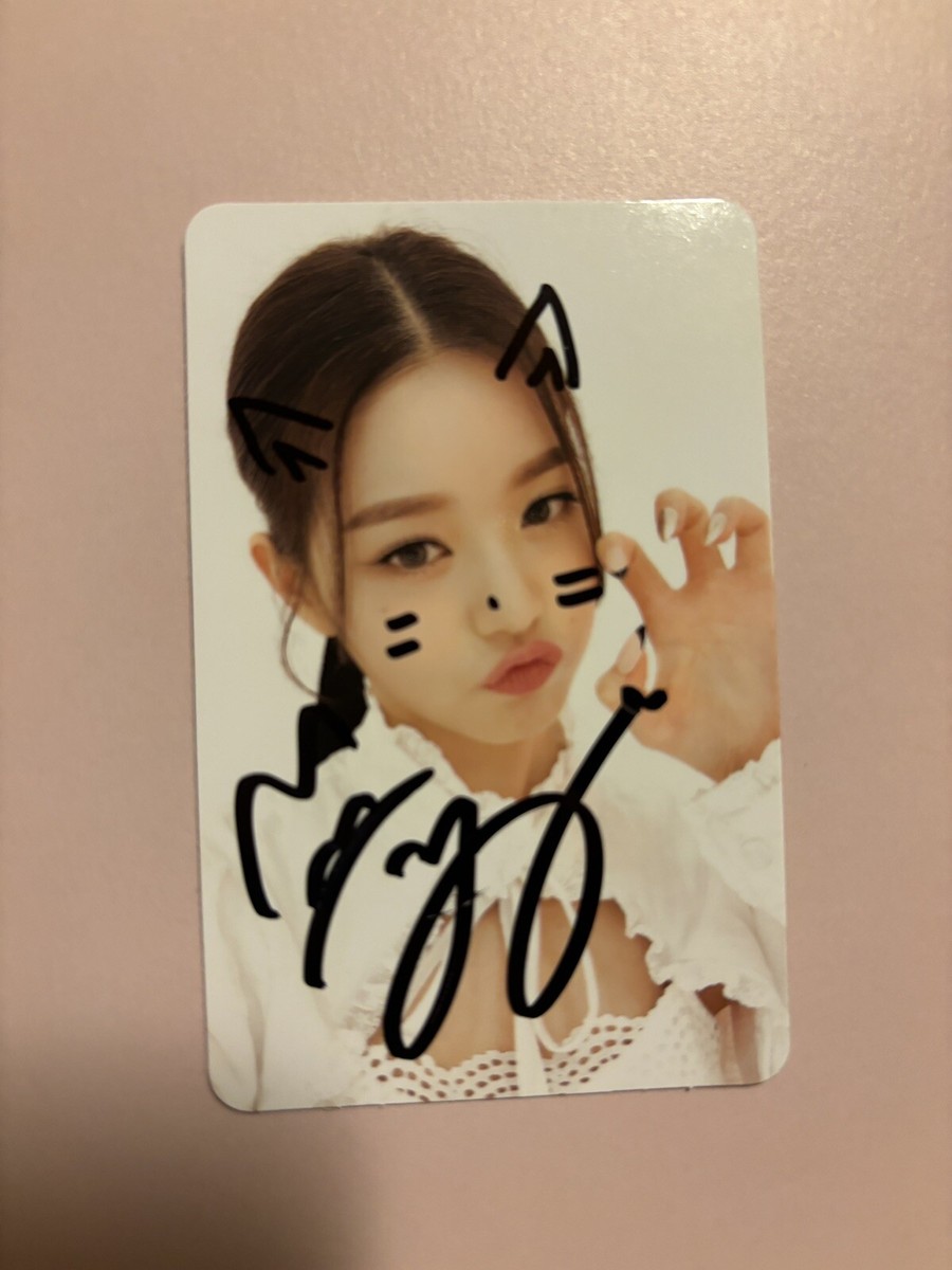 IVE [Eleven] JANG WONYOUNG Autographed Signed Photo card PC