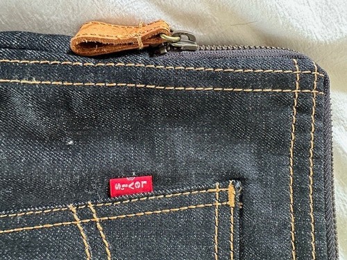 Tablet Case / Tote, LEVIS 12"x9” denim & red quilted interior - Picture 7 of 8