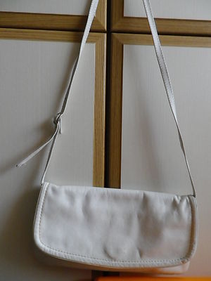 Damen-Schultertasche Handtasche alt-weiss/vanille Leder G Creation Gabrielle 