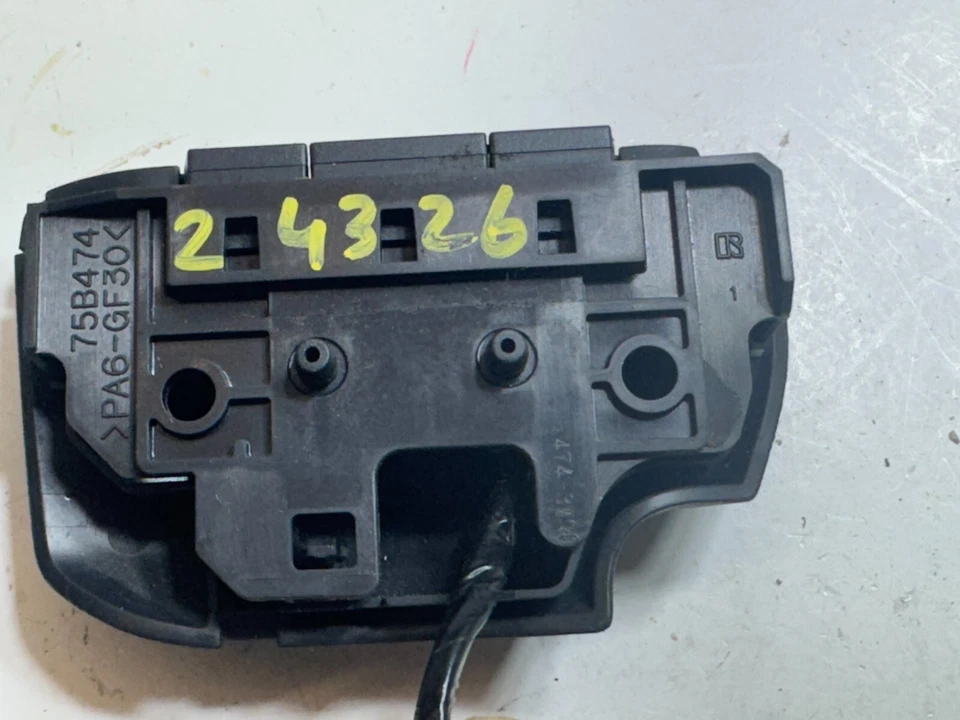 2010-2013 MITSUBISHI OUTLANDER STEERING  WHEEL AUDIO CRUISE CONTROL SWITCH OEM - Image 4 of 4