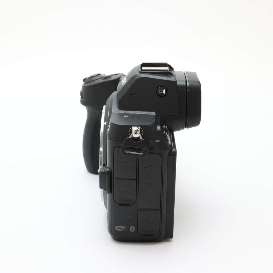 Nikon Z5 24.3MP Fullframe Mirrorless Digital Camera Body Near Mint