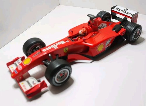 FERRARI F2001 F1 2001 #1 MARLBORO MICHAEL SCHUMACHER F1 HOT WHEELS ESCALA 1:18 - Imagen 2 de 11