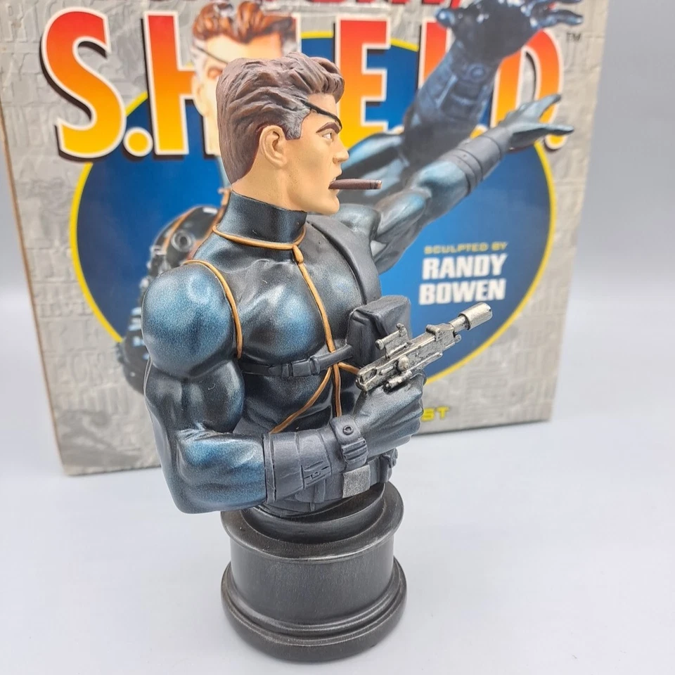 BOWEN DESIGNS ★ Nick Fury S.H.I.E.L.D ★ MINT ★ Marvel /4000  - Photo 3/4