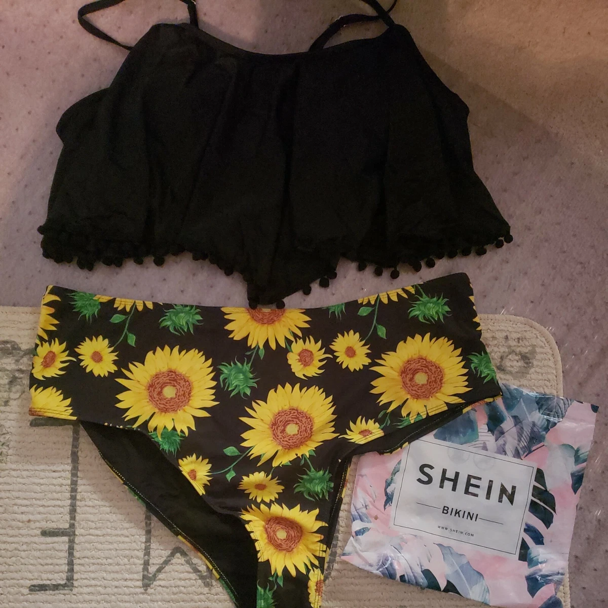 Shein Sunflower bikini 2 piece swimsuit size 4xl black and yellow ruffle top