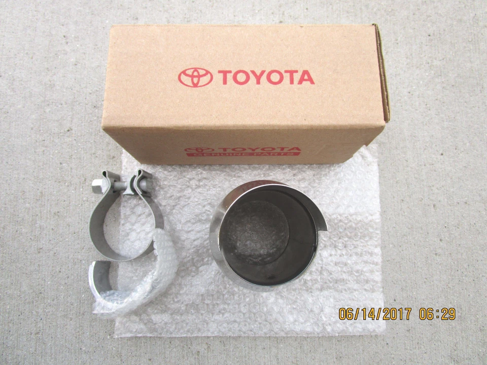 07 - 14 TOYOTA FJ CRUISER 4D SUV STAINLESS STEEL EXHAUST TIP BRAND NEW 60090 - Image 3 of 4