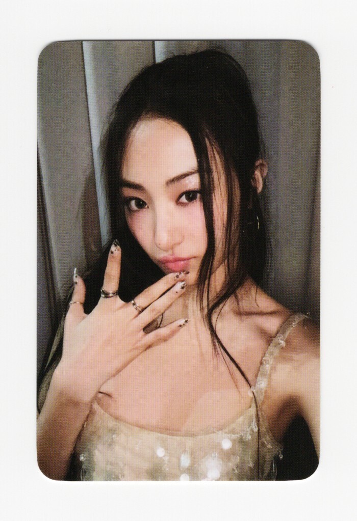 meovv MY EYES OPEN VVIDE MD ネックレス　アンナ meovv MY EYES OPEN VVIDE MD ネックレス アンナ｜Yahoo!フリマ