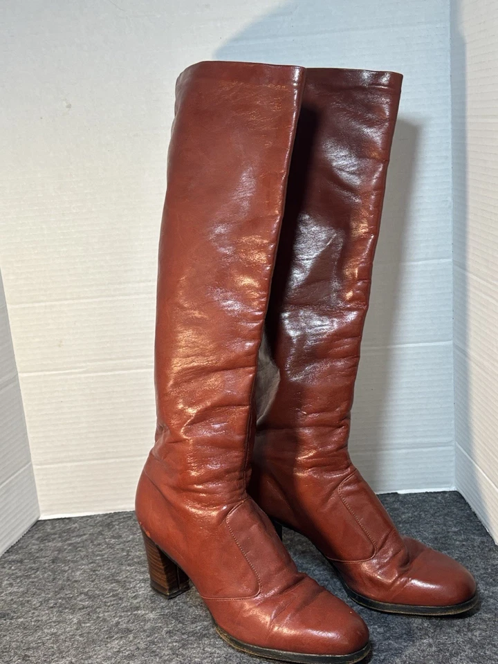 Botas hasta la rodilla Joyce California de cuero rojo años 70 de colección, boho, talla 7,5N Foto 2 de 4