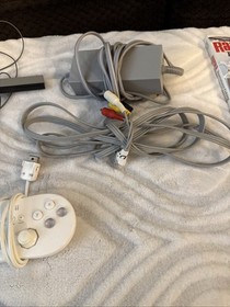 Wii Bundle w NIB Fit Board  Cords Controlle & Sensor Bar + 5 Games Lot TESTED