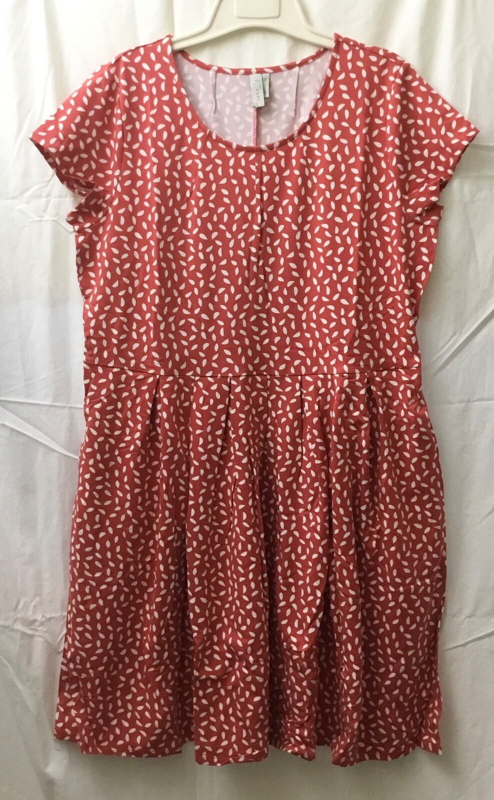 SAHALIE BELLA COOLA CAP SLEEVE RED LEAVES PLEATED MIDI DRESS PETITE X