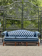 Vintage Camelback tufted Leather chesterfield sofa in blue
