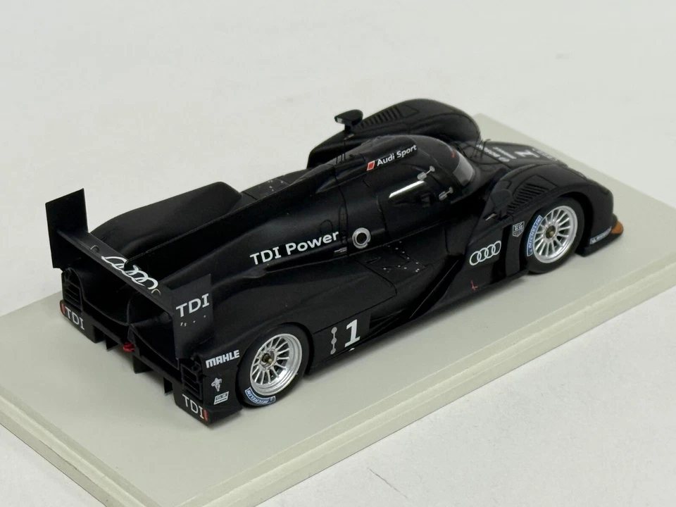 Coche 1/43 Spark Audi R18 TDi #1 Versión Presentación S2515 JP56 Foto 3 de 4