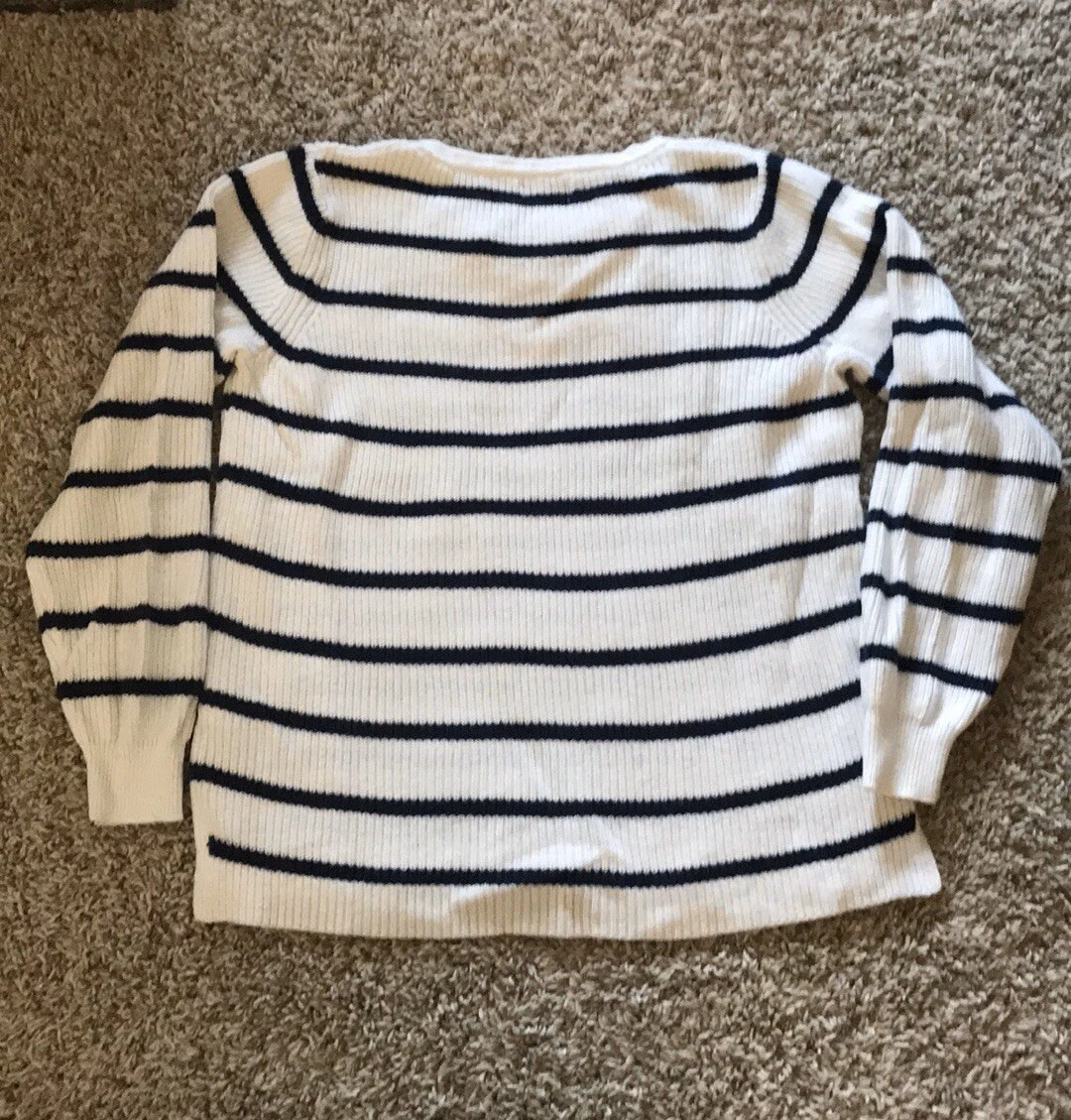 Old navy shop lace up sweater