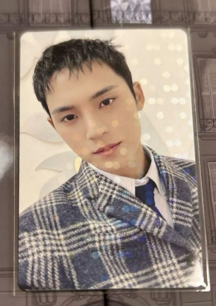 SEVENTEEN BEST ALBUM 17 IS RIGHT HERE Weverse JAPAN hologram