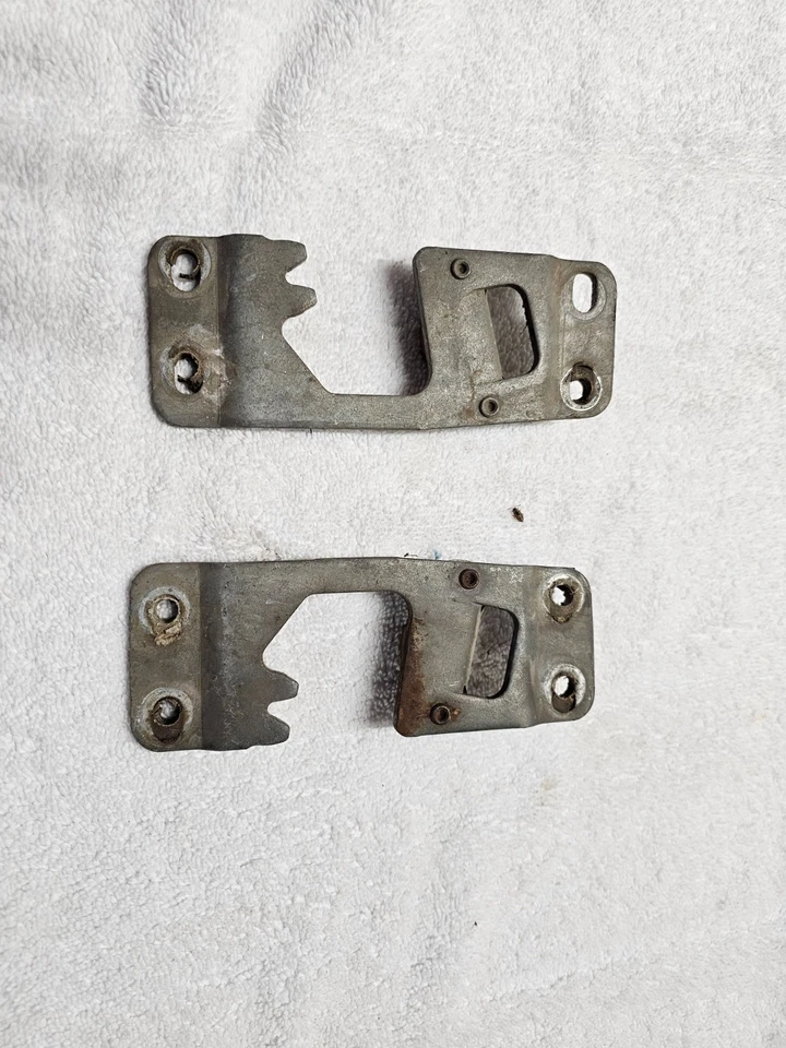 Pestillos de puerta Chevy C10 C20 1960-66 - par izquierdo y derecho - GM ORIGINAL - funcionando Foto 4 de 4