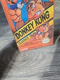 Donkey Kong Classics Nintendo NES COMPLETE W/ Box Manual Sleeve Foam Cartridge