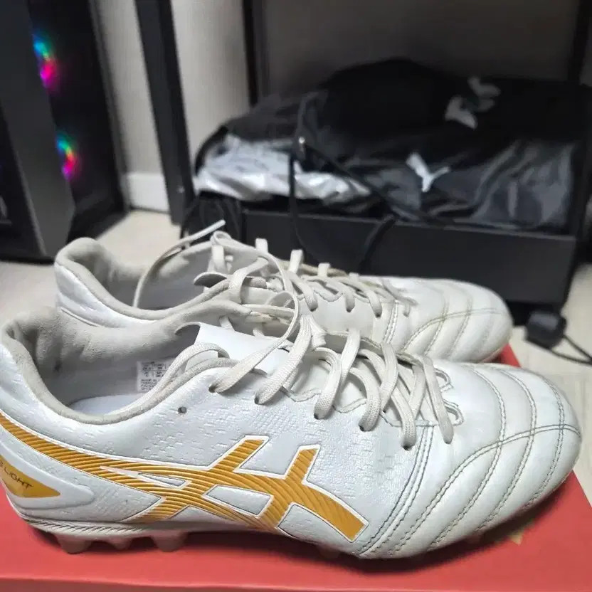 Asics DS Light Pro AG 3rd Gen Soccer Cleats 245 thumbnail 3