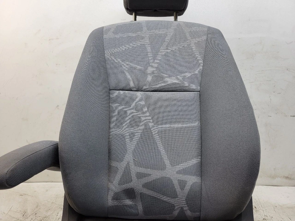 2010 2011 2012 年 2013 福特 Transit CONNECT DRIVER 前座灰色 9T1Z5861019A — 第 3/4 张图片