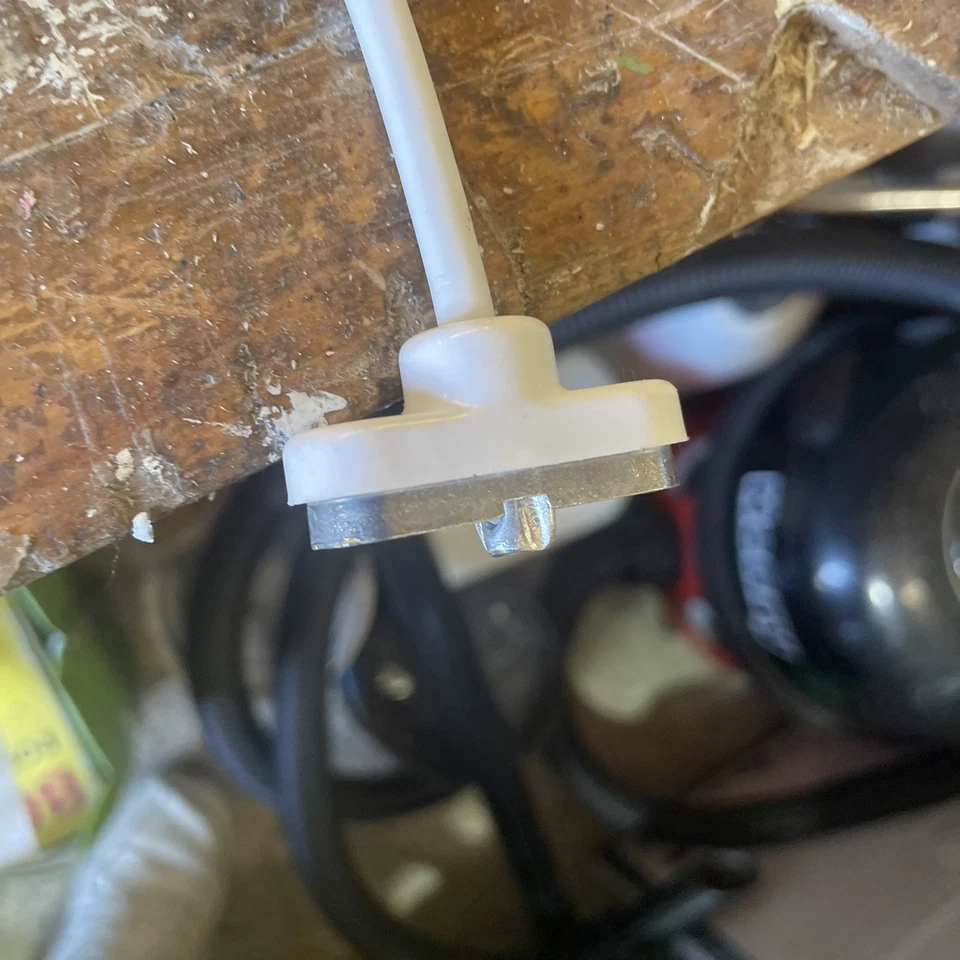 9 x Window Door Cable Restrictor Ventilator Child Baby Safety Security Lock UPVC - Image 3 of 4