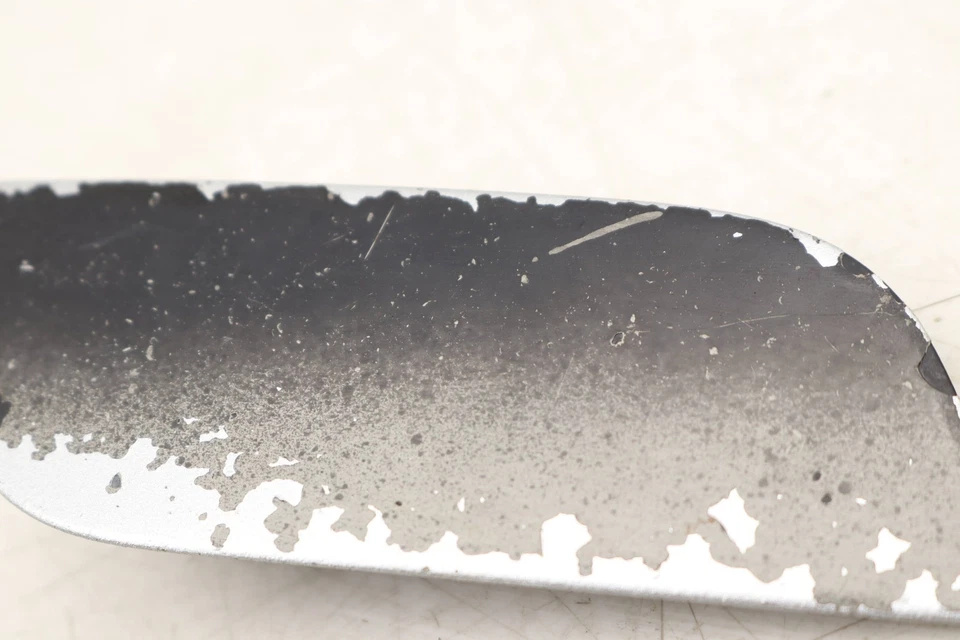 AUDI TT QUATTRO 2007-2010 - TAPA/cubierta arandela faro derecho 8J0807754 Foto 2 de 4