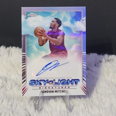 2025 Topps Chrome Donovan Mitchell Sky Light Signatures Auto 