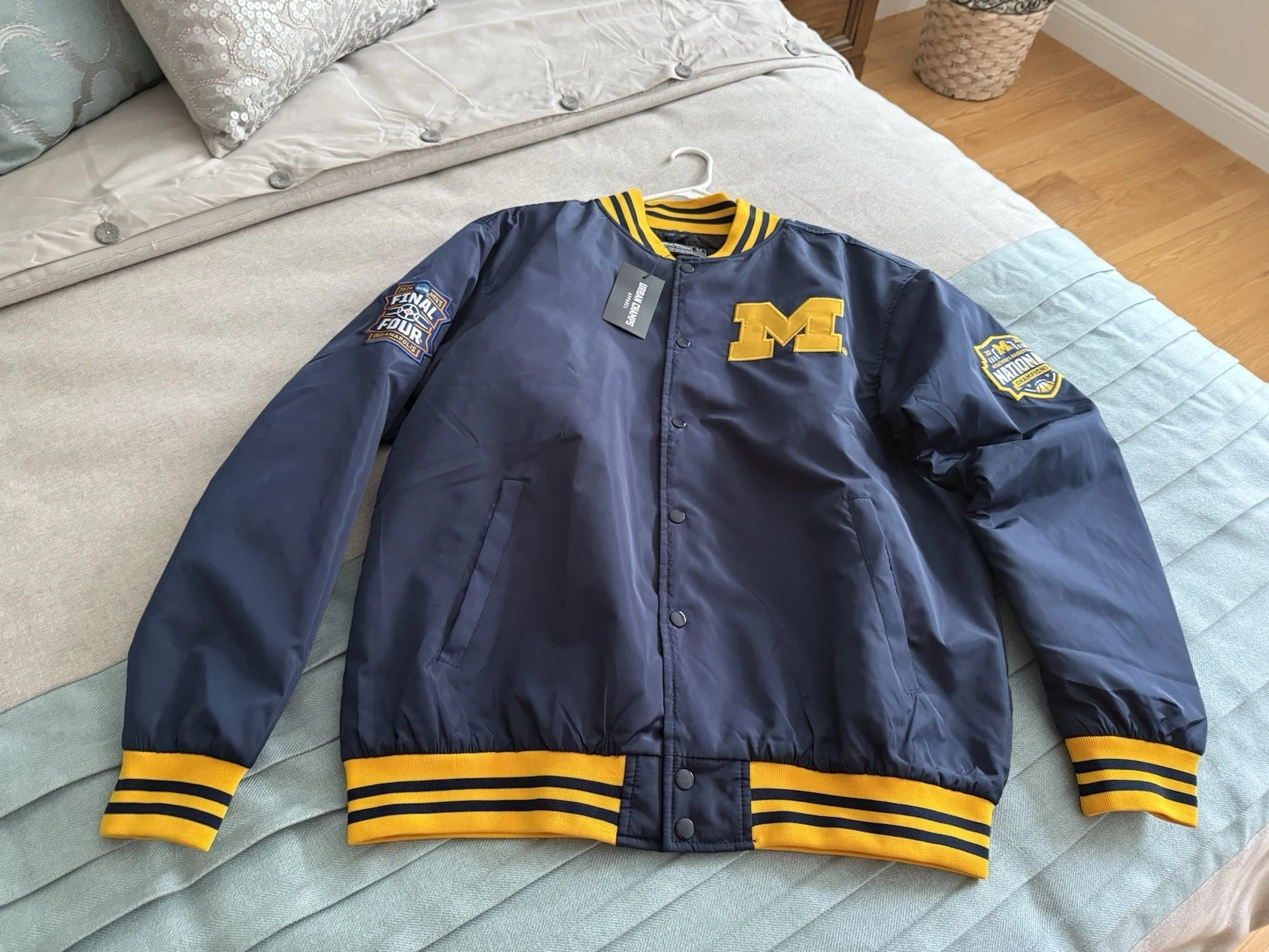 New NIL 2026 Mens Michigan Navy Championship Basketball Bomber Jacket  Size XL image 1