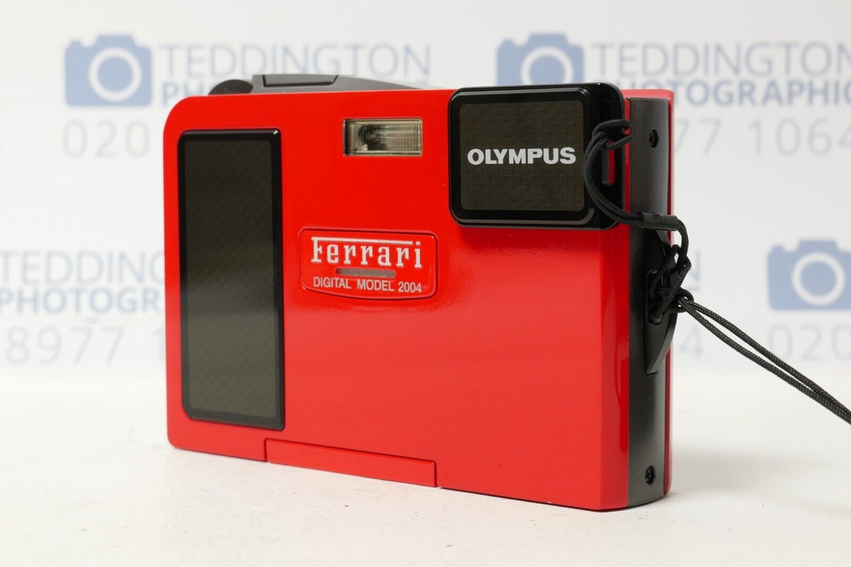 Ferrari F1 Digital Model 2004 - Limited Edition, Olympus Compact