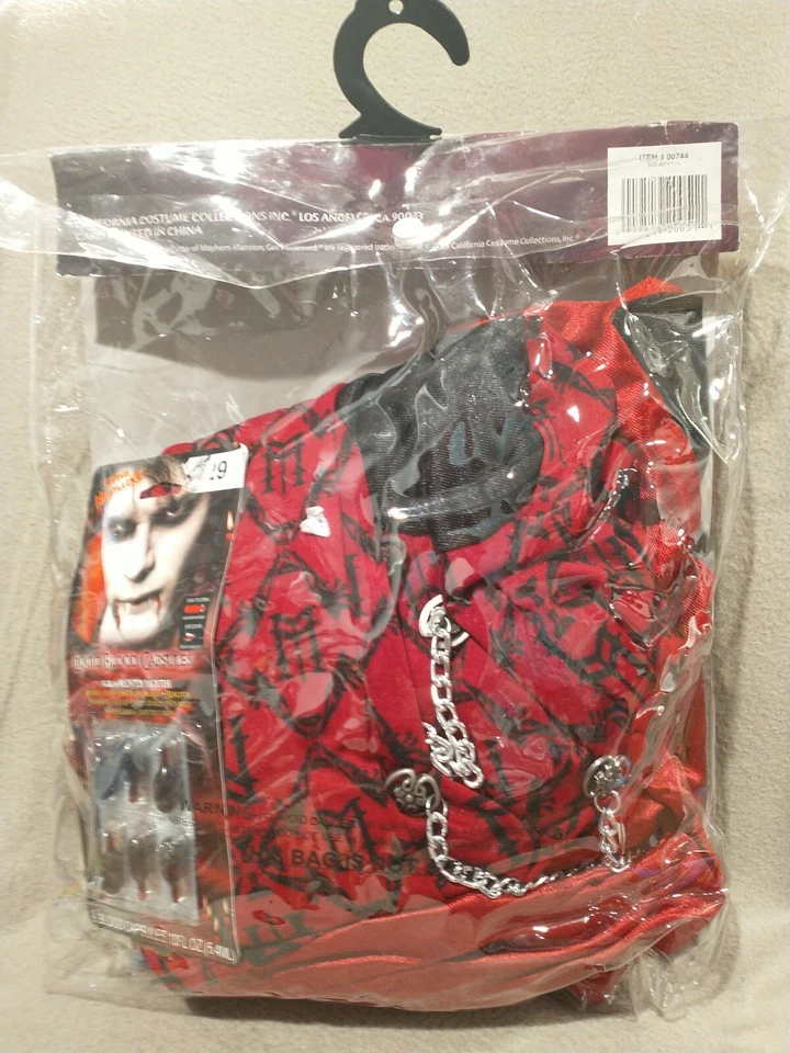 Мужской костюм для Хэллоуина Count Bloodthirst Vampire Dracula Large Curse of Mayhem  - Изображение 2 из 4