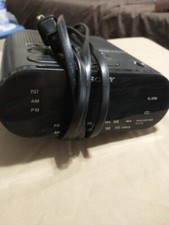 Sony ICF-C218 Dream Machine AM/FM Clock Radio - AUTO TIME SET- DAYLIGHT SAVING