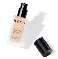 HERA SILKY STAY 24H LONGWEAR SPF 20/ PA++ 30g