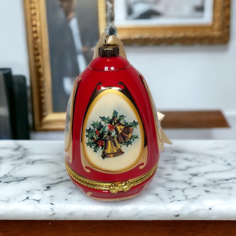 NIB 2006 Mr. Christmas Musical Egg  "Joy to the World" Tree Pattern / Ornament