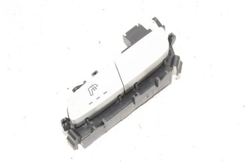 MERCEDES-BENZ C Coupe C205 Schalter sitzheizung A2139057502 2.00 32087473