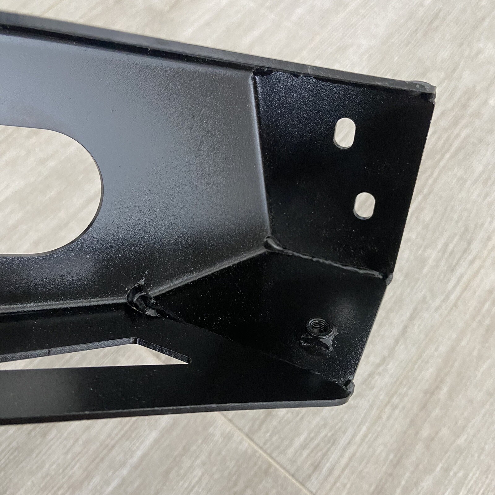 15-17 McLaren 650S Rear Left Quarter Panel Bracket OEM 11L0371CP