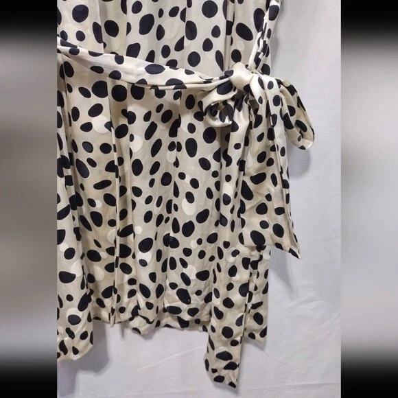 Bata de seda vintage Natori con estampado animal para mujer P marfil negro retro años 90 Y2K sin cordones Foto 4 de 4